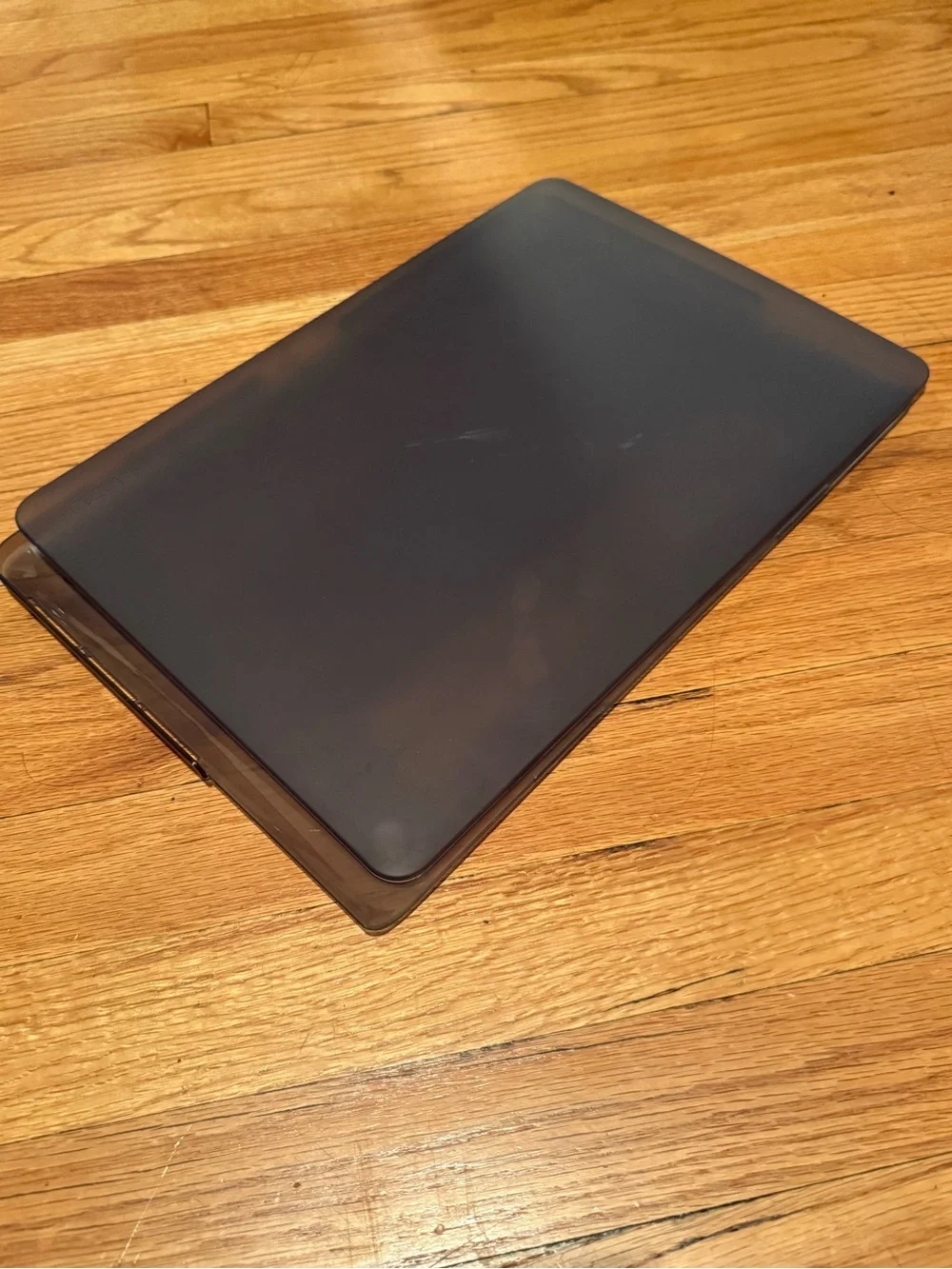 Apple Claro Clear Hardshell Case — Smoke Gray